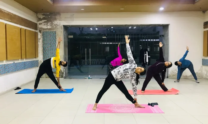 Thirkan Lalit Kkala Kendraa